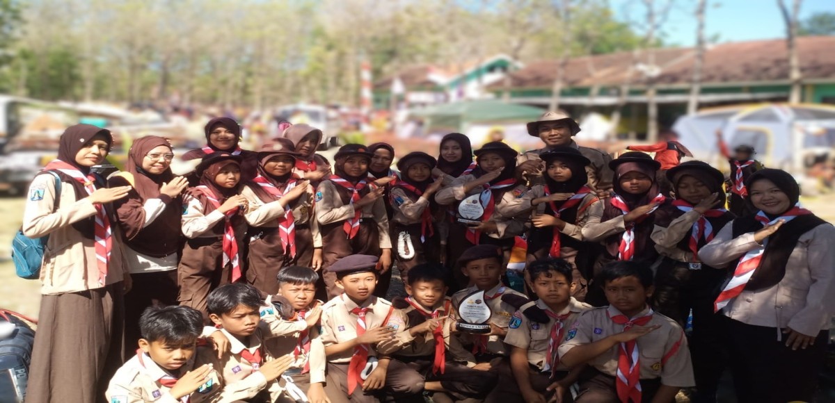 Banner Sekolah