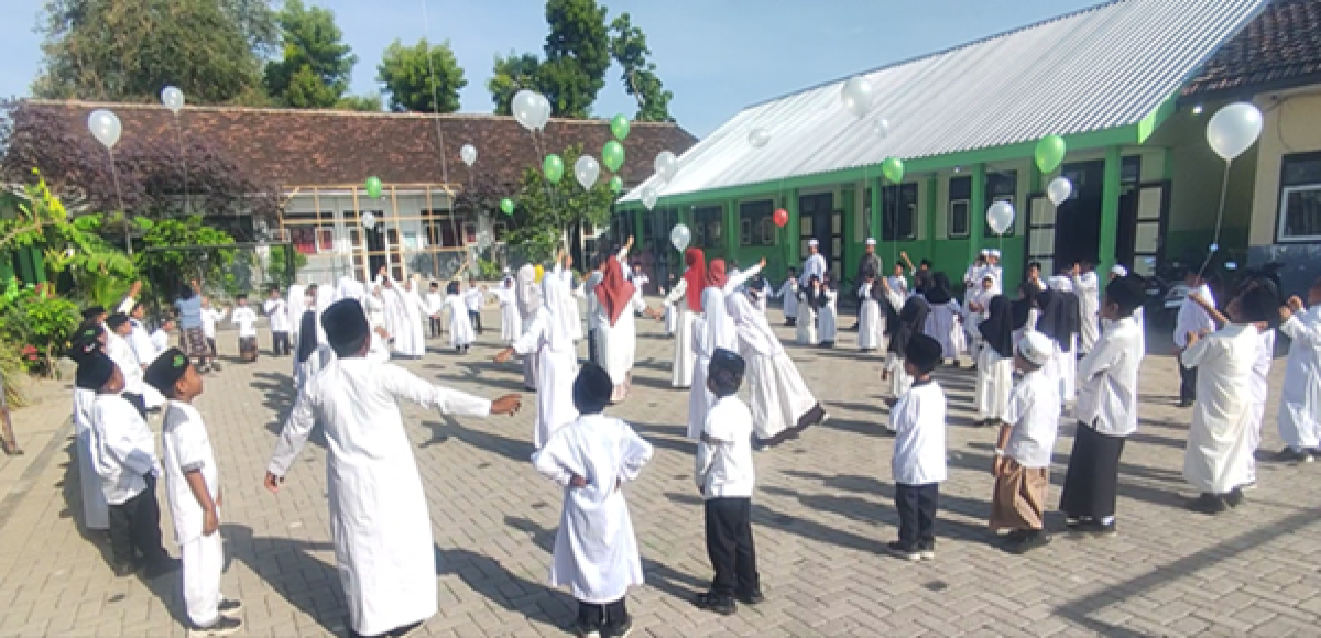 Banner Sekolah